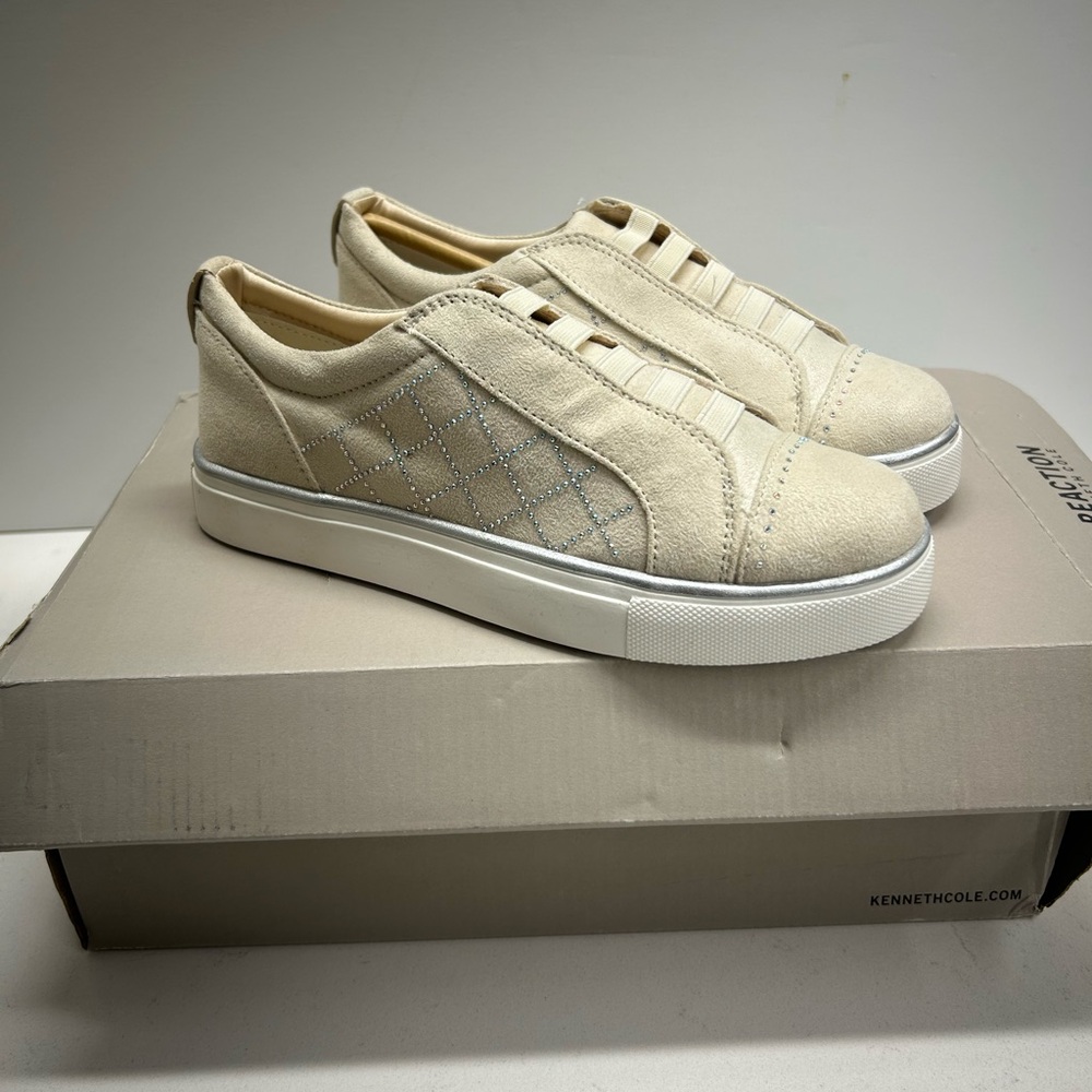 Kenneth Cole Cream Bonnie Quilt Slip-On Shoes‎ Size 5